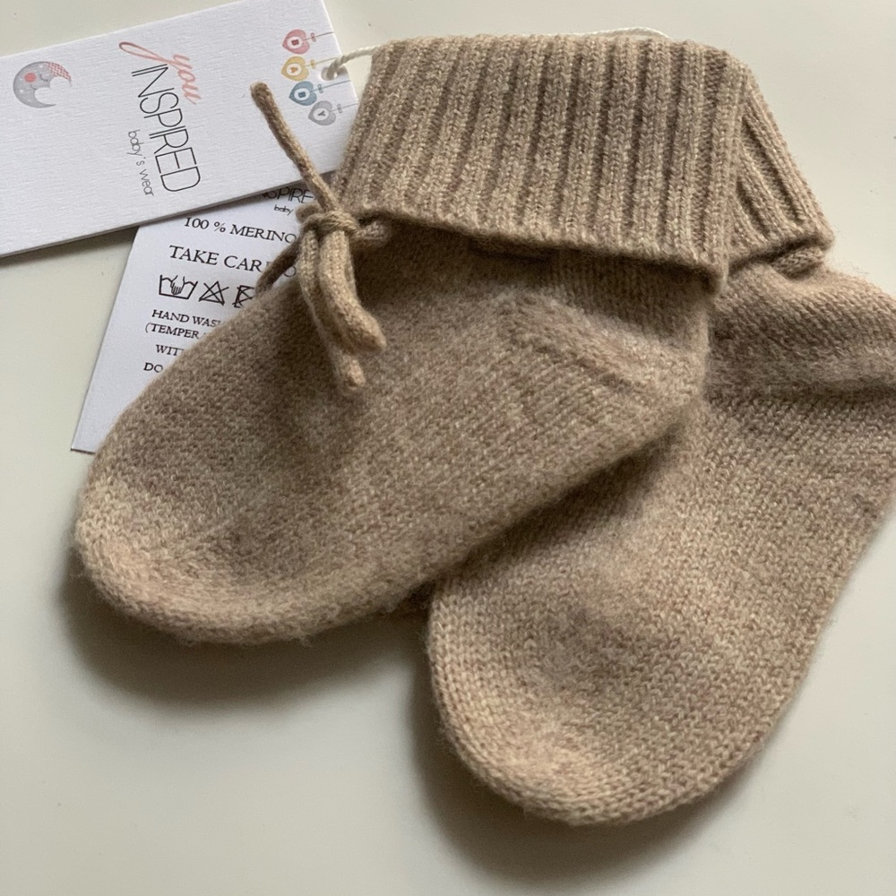 Pure merino wool socks for baby boy. Warm knitting. 1 pair. Brown. 0-12m (12 cm)